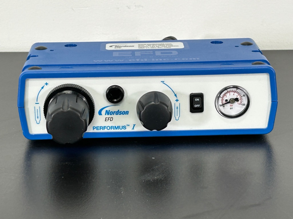 Image of Nordson EFD Performus I Air-Powered Analog Fluid Dispenser
